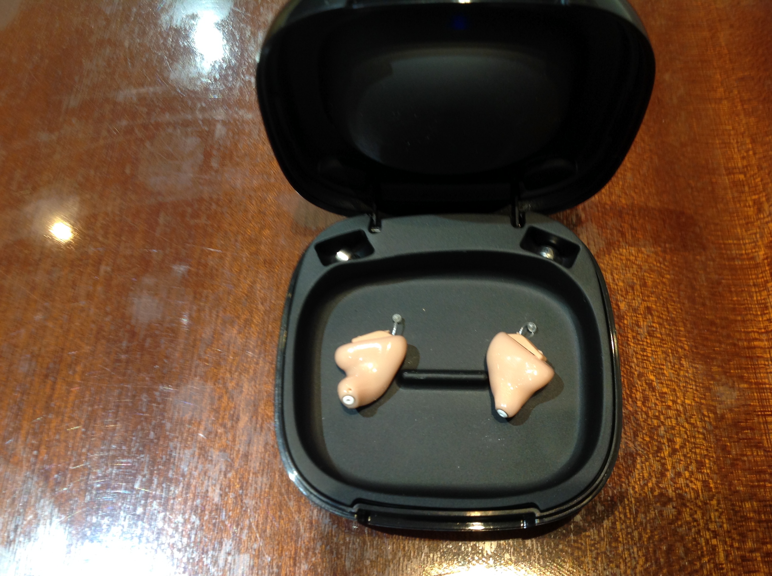 防府市から耳穴式補聴器をお作りにご来店されました。