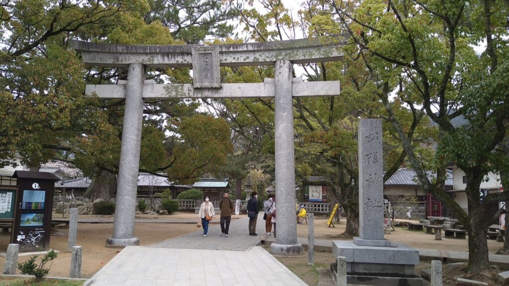 松陰神社にお参りに行きました。